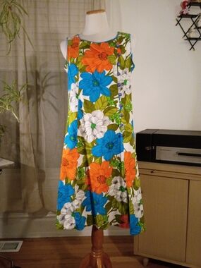 Vibrant Floral Vintage Dress Size L